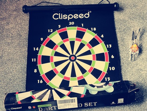 Clispeed magnetic dart board