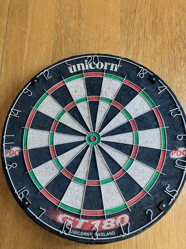 Unicorn 180 dart board - gt,