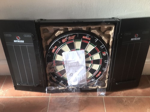 Ruthless hot shot dartboard - ruthless,