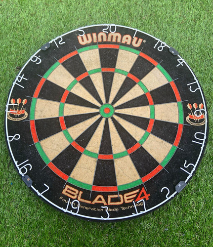 Winmau blade dartboard - blade, 4